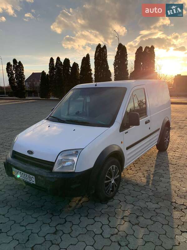 Грузовой фургон Ford Transit Connect 2005 в 