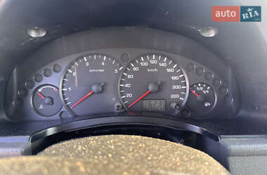 Минивэн Ford Transit Connect 2005 в 