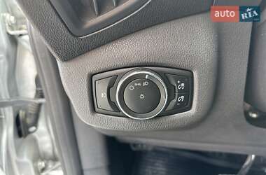 Мінівен Ford Transit Connect 2015 в 