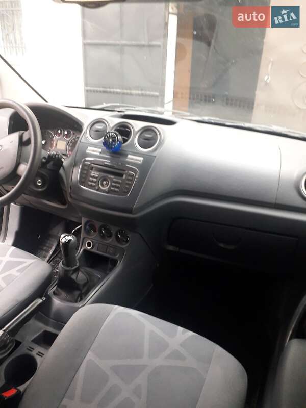 Мінівен Ford Transit Connect 2010 в Івано-Франківську