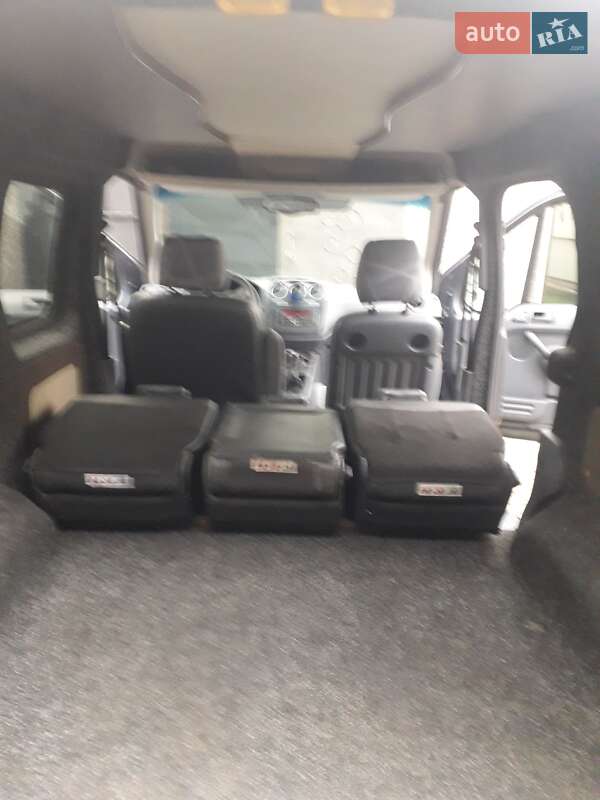 Мінівен Ford Transit Connect 2010 в Івано-Франківську