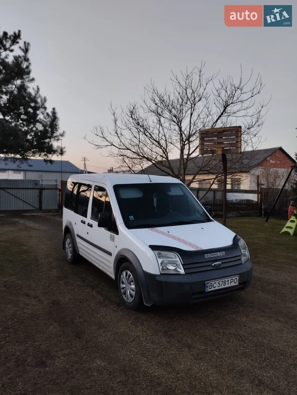 2010 Ford Transit Connect - мініатюра 11