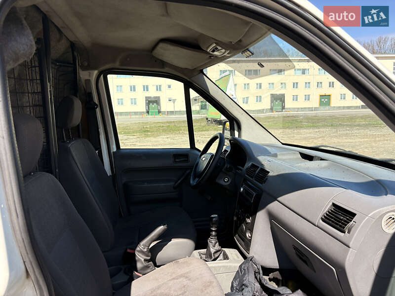Вантажний фургон Ford Transit Connect 2003 в Києві фото 9 Вантажний фургон Ford Transit Connect 2003 в Києві