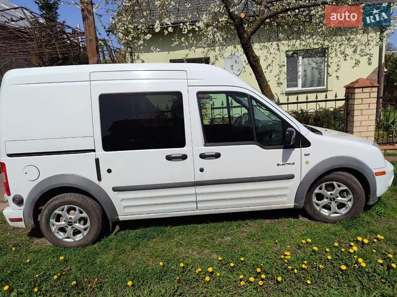 Мінівен Ford Transit Connect 2012 в Львові