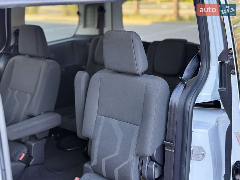 Минивэн Ford Transit Connect 2016 в Киеве