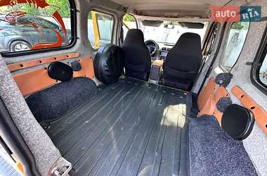 Грузовой фургон Ford Transit Connect 2005 в 