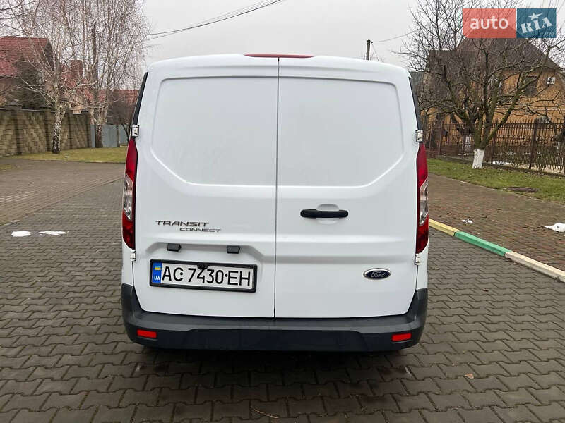 Вантажний фургон Ford Transit Connect 2015 в Луцьку