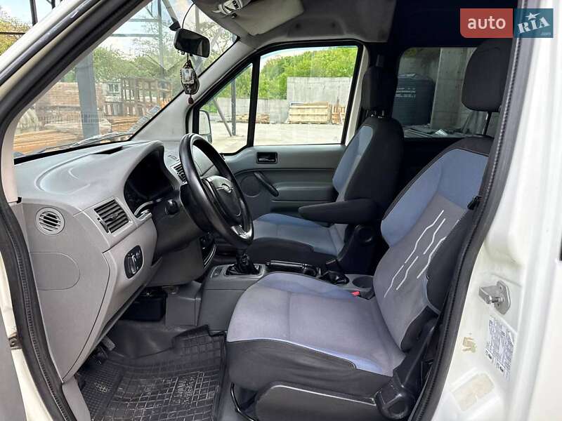 Мінівен Ford Transit Connect 2004 в Тернополі