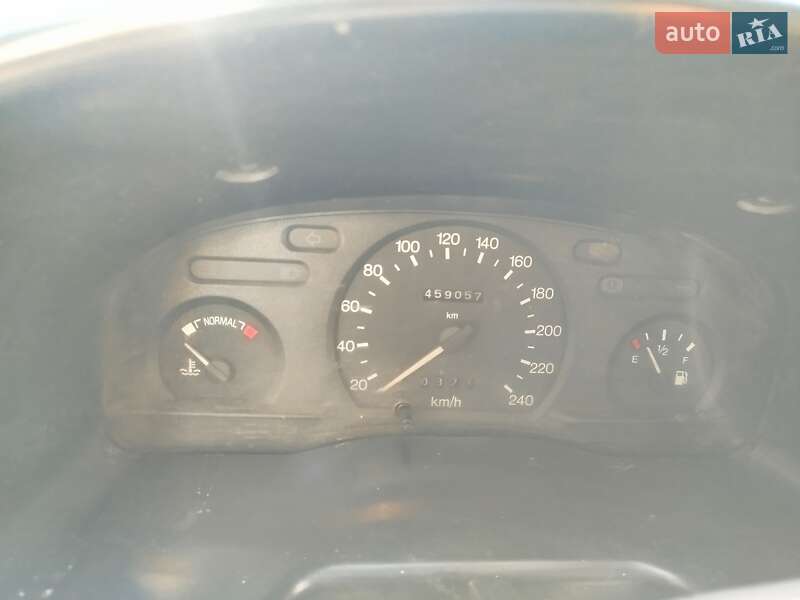 Мінівен Ford Transit Connect 2002 в Мамаївцах фото 7 Мінівен Ford Transit Connect 2002 в Мамаївцах