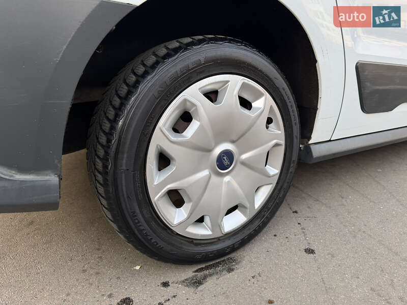 Грузовой фургон Ford Transit Connect 2016 в Киеве