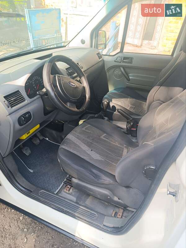 Мінівен Ford Transit Connect 2003 в Дніпрі
