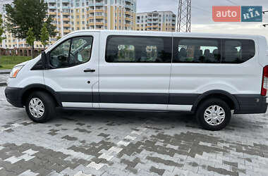 Минивэн Ford Transit Connect 2017 в 