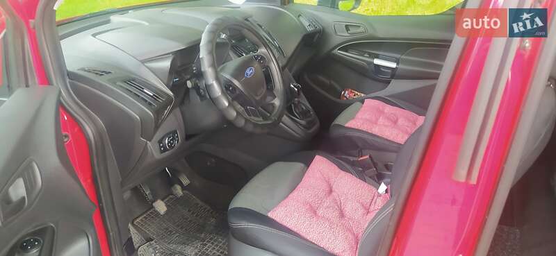 Минивэн Ford Transit Connect 2015 в Городке