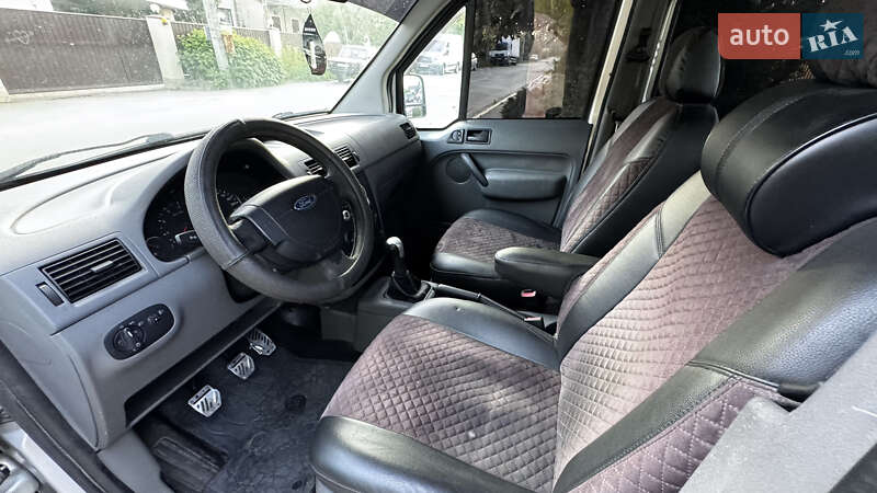 Минивэн Ford Transit Connect 2005 в Киеве
