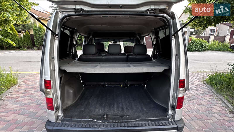 Минивэн Ford Transit Connect 2005 в Киеве