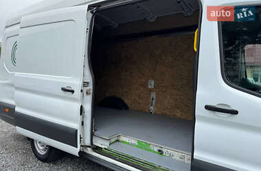 Грузовой фургон Ford Transit Connect 2015 в 