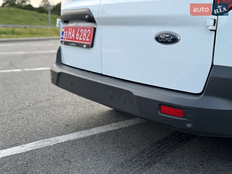 Грузовой фургон Ford Transit Connect 2017 в Полтаве