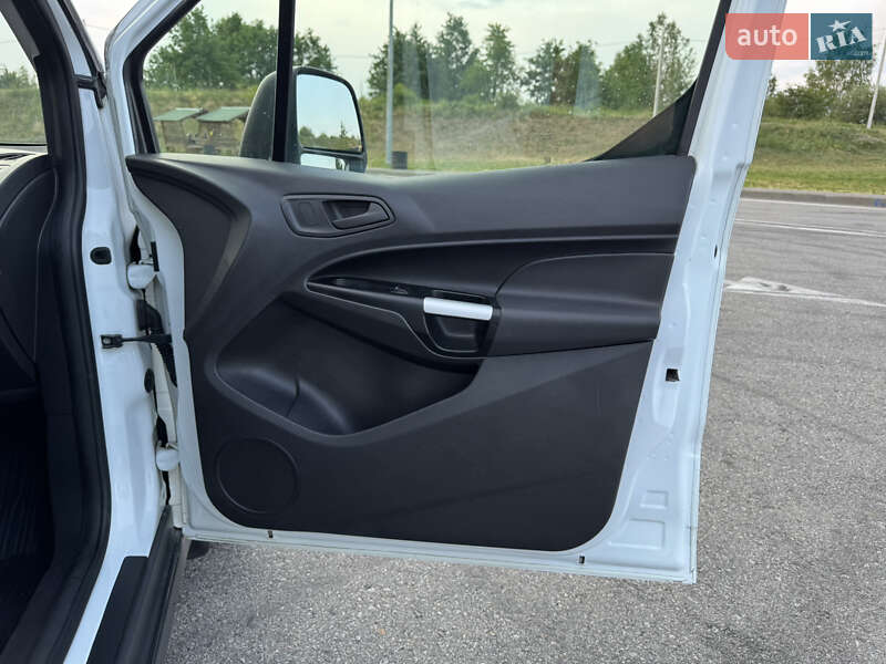 Грузовой фургон Ford Transit Connect 2017 в Полтаве