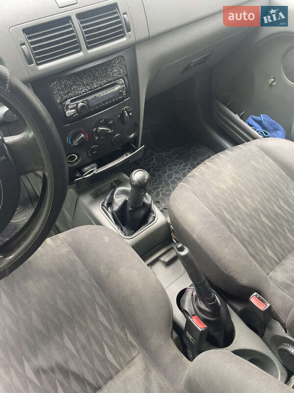 Мінівен Ford Transit Connect 2004 в Стрию