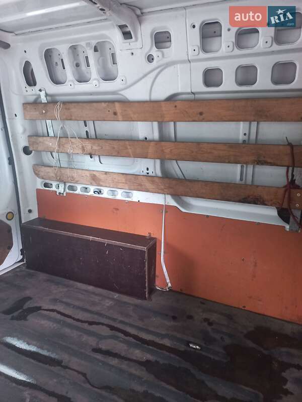 Вантажний фургон Ford Transit Connect 2013 в Тернополі