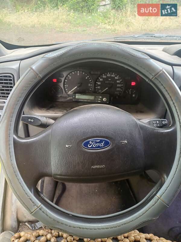 Минивэн Ford Transit Connect 2003 в Славянске фото 8 Минивэн Ford Transit Connect 2003 в Славянске