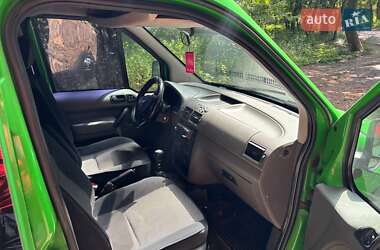 Минивэн Ford Transit Connect 2004 в Киеве