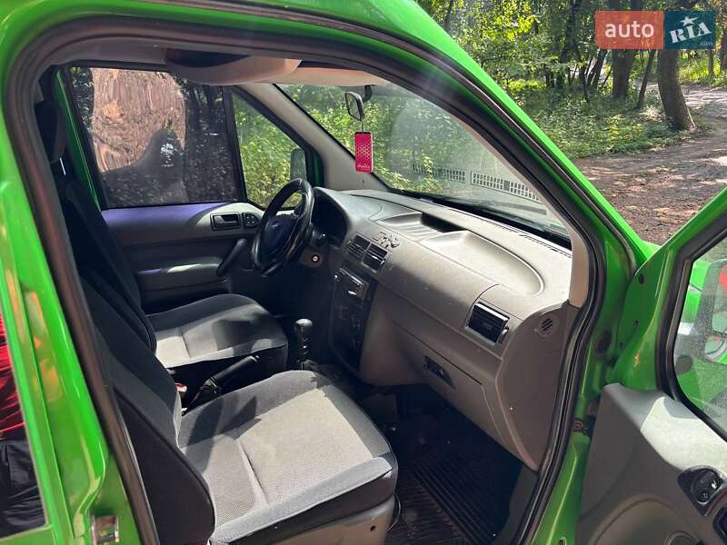 Мінівен Ford Transit Connect 2004 в Києві
