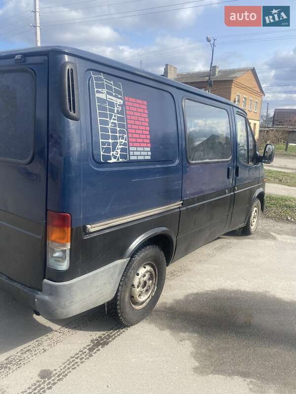 Вантажний фургон Ford Transit Connect 2002 в Ізяславі