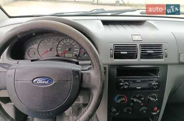 Мінівен Ford Transit Connect 2004 в 