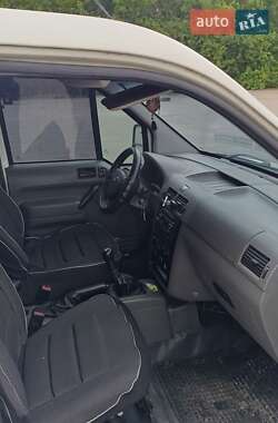 Минивэн Ford Transit Connect 2004 в 