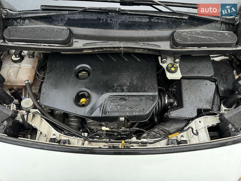 Грузовой фургон Ford Transit Connect 2016 в Сумах фото 32 Грузовой фургон Ford Transit Connect 2016 в Сумах