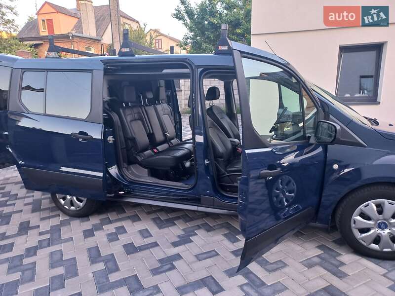 Мінівен Ford Transit Connect 2022 в 