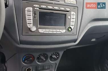 Вантажний фургон Ford Transit Connect 2013 в 