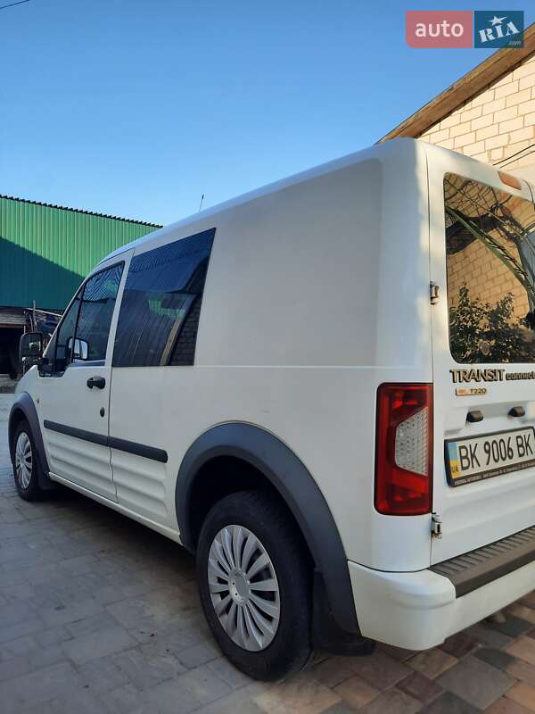 Минивэн Ford Transit Connect 2010 в Сарнах