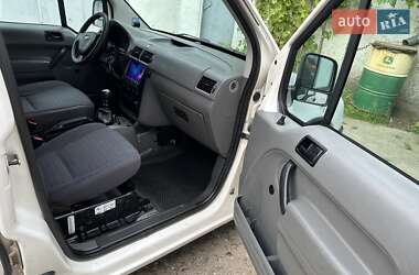 Грузовой фургон Ford Transit Connect 2002 в 
