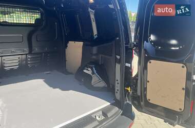 Грузовой фургон Ford Transit Connect 2022 в 