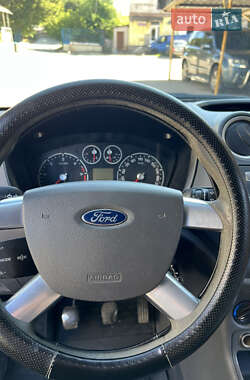 Грузовой фургон Ford Transit Connect 2012 в 