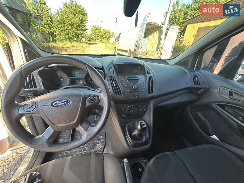 Вантажний фургон Ford Transit Connect 2016 в Зміїві