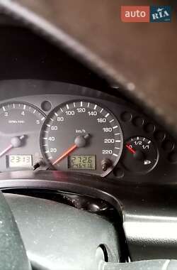 Грузовой фургон Ford Transit Connect 2003 в 