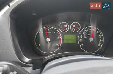 Вантажний фургон Ford Transit Connect 2010 в 