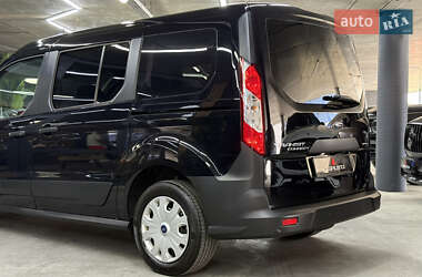 Минивэн Ford Transit Connect 2021 в 