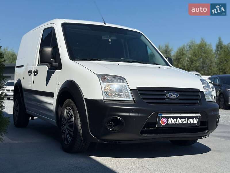 Грузовой фургон Ford Transit Connect 2009 в Ровно