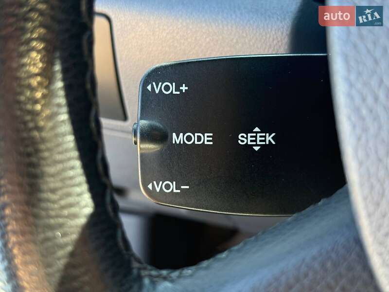 Грузовой фургон Ford Transit Connect 2009 в Ровно