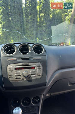 Вантажний фургон Ford Transit Connect 2010 в 