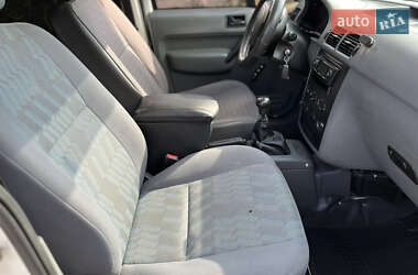 Грузовой фургон Ford Transit Connect 2006 в 