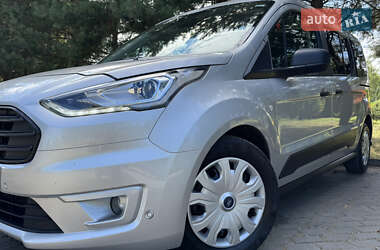 Минивэн Ford Transit Connect 2020 в 