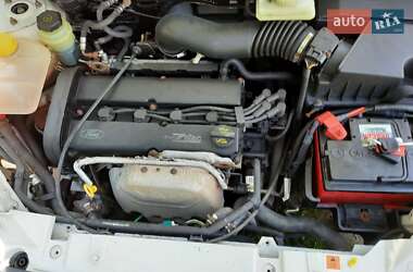 Грузовой фургон Ford Transit Connect 2005 в 