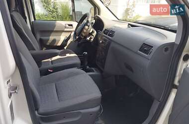 Грузовой фургон Ford Transit Connect 2006 в 