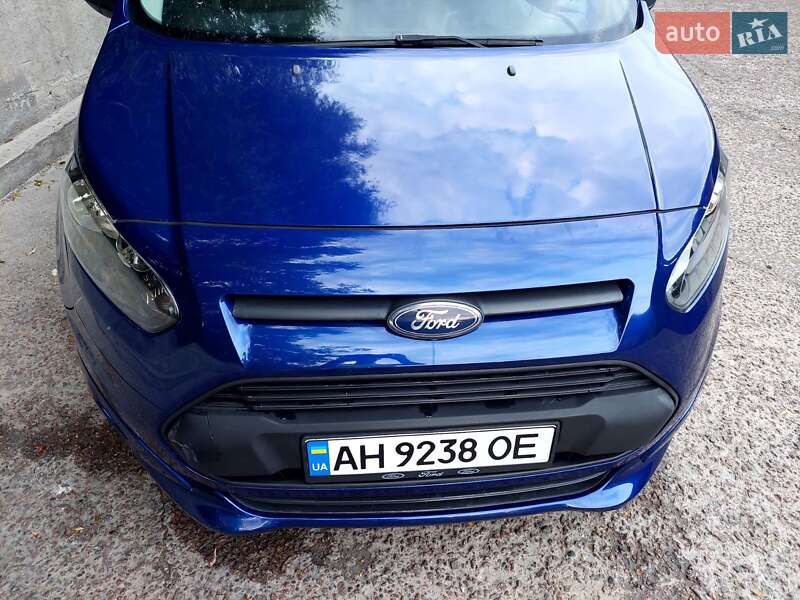 Грузопассажирский фургон Ford Transit Connect 2015 в Киеве