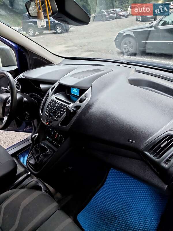 Грузопассажирский фургон Ford Transit Connect 2015 в Киеве